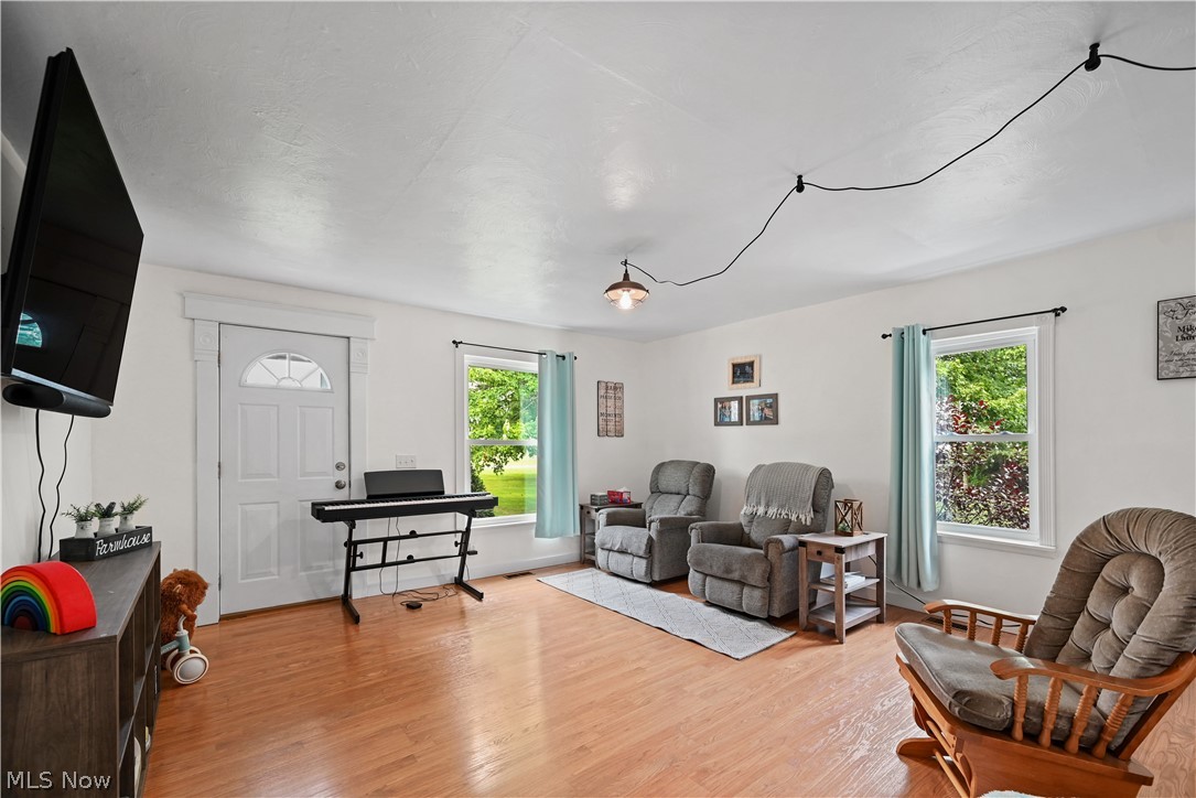 4190 Gardner Barclay Road Farmdale OH 44417