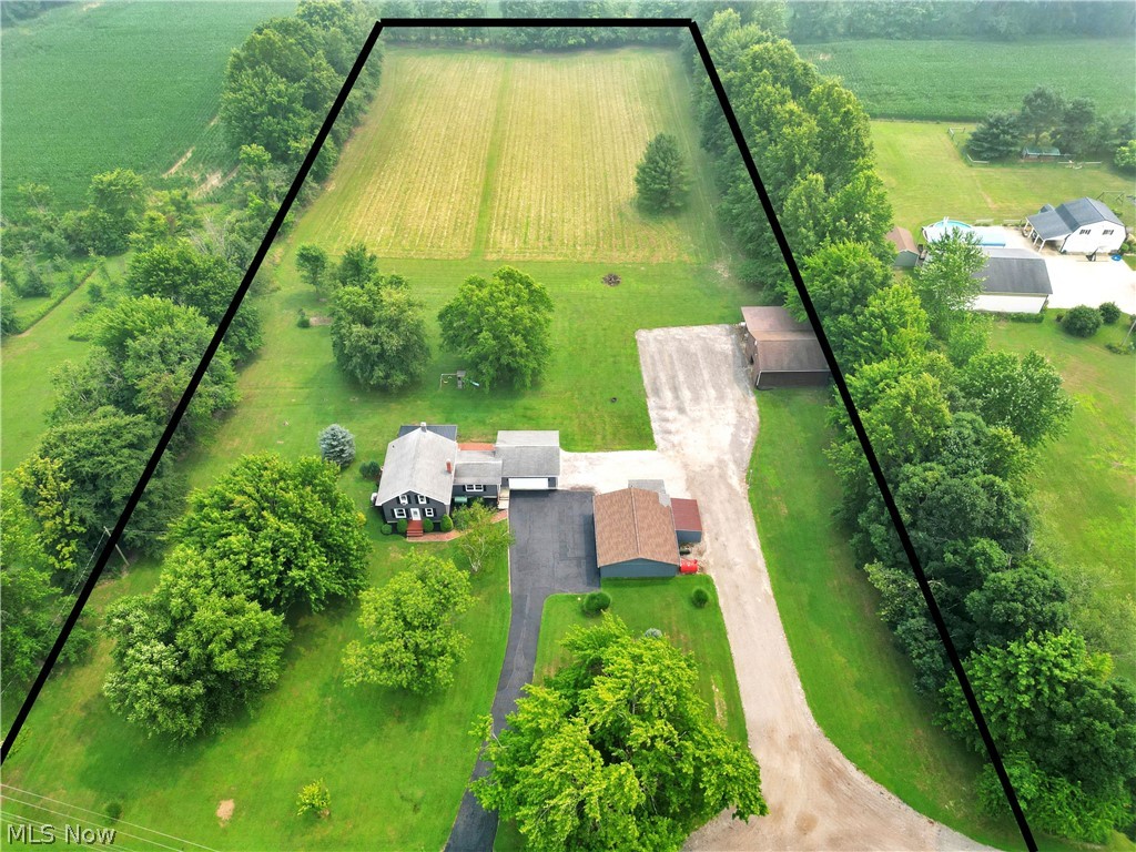 4190 Gardner Barclay Road Farmdale OH 44417