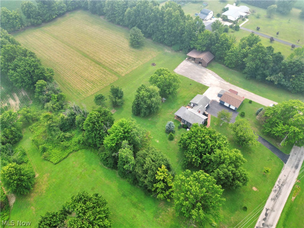 4190 Gardner Barclay Road Farmdale OH 44417
