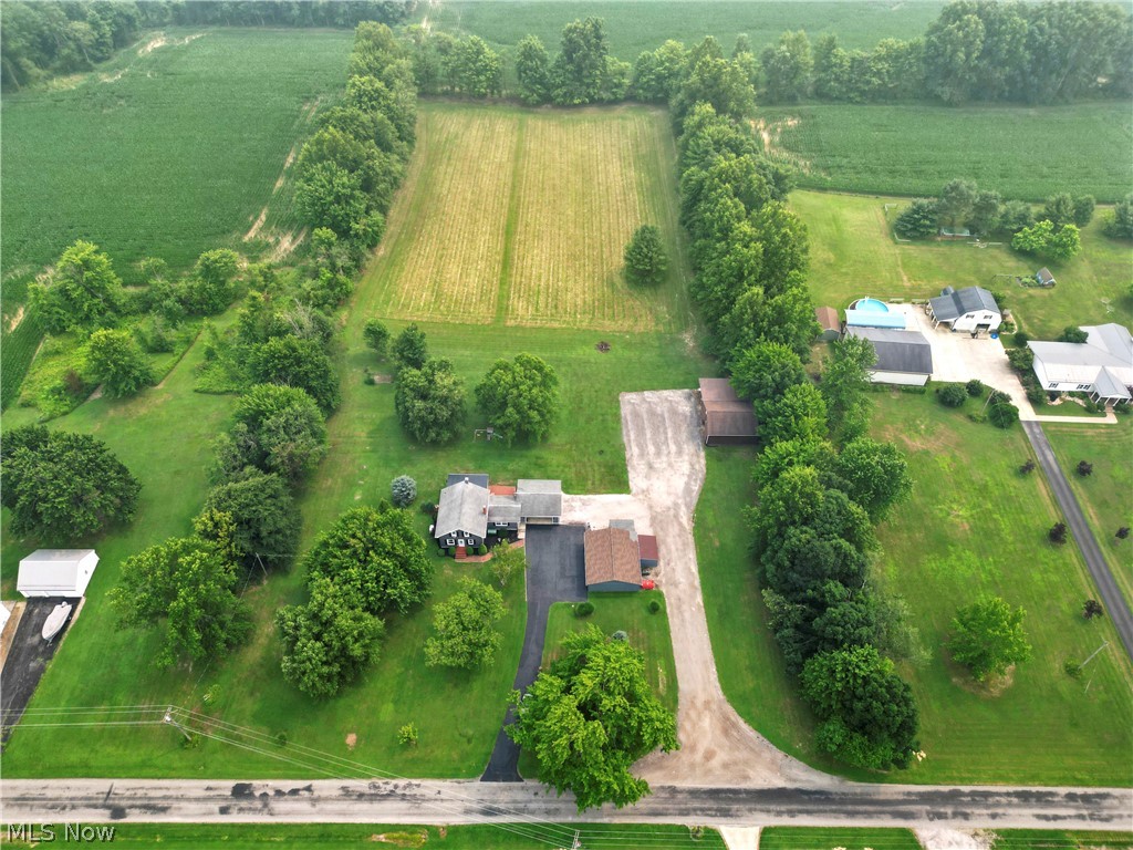 4190 Gardner Barclay Road Farmdale OH 44417