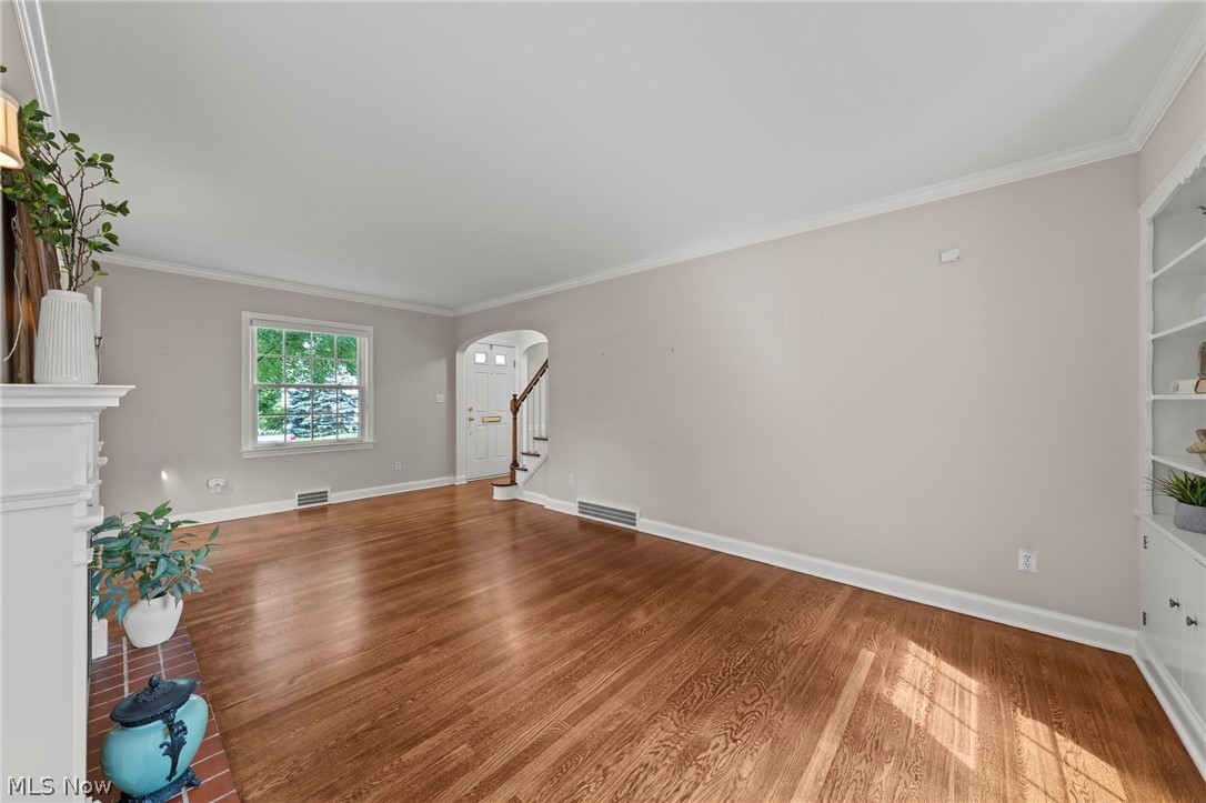 225 Melbourne Avenue Akron OH 44313