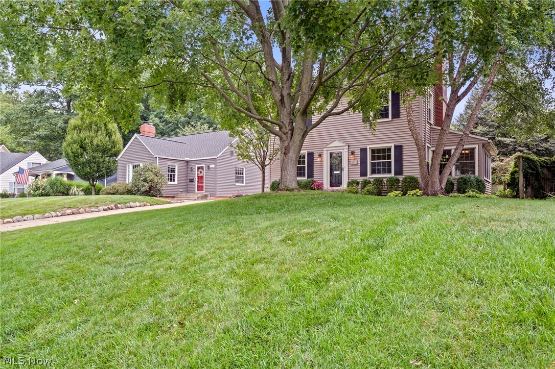 225 Melbourne Avenue Akron OH 44313