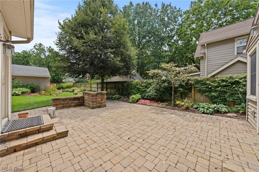 225 Melbourne Avenue Akron OH 44313