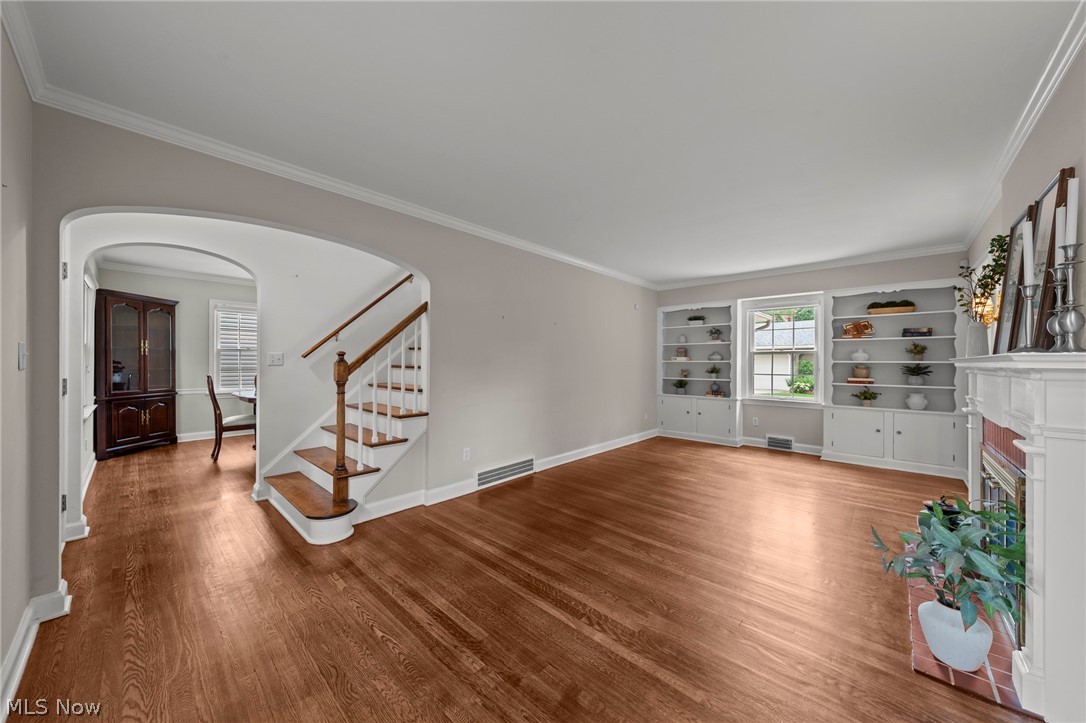 225 Melbourne Avenue Akron OH 44313