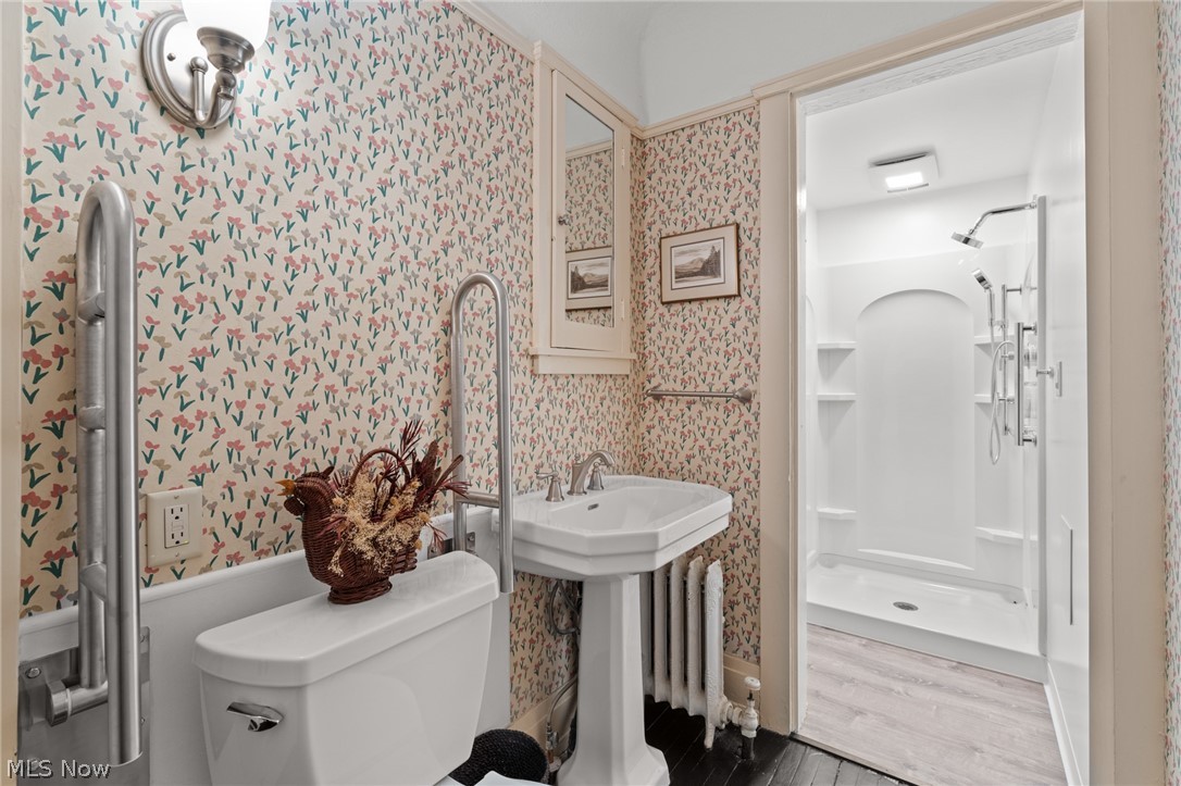 2542 Guilford Road Cleveland Heights OH 44118