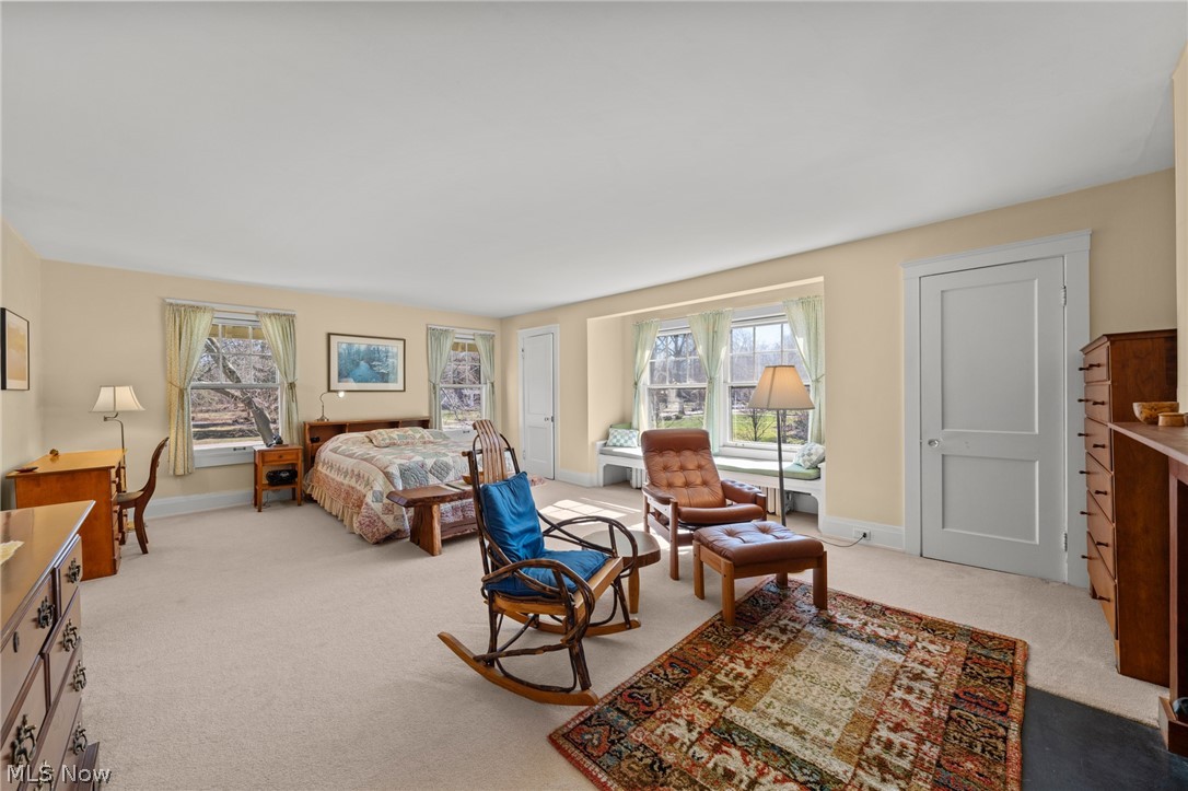 2542 Guilford Road Cleveland Heights OH 44118