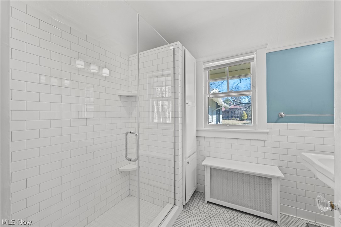 2542 Guilford Road Cleveland Heights OH 44118