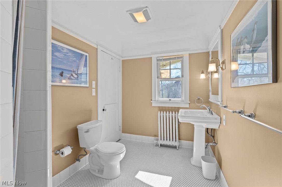 2542 Guilford Road Cleveland Heights OH 44118
