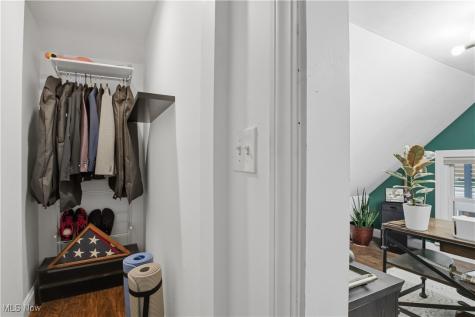 710 University Court Cleveland OH 44113