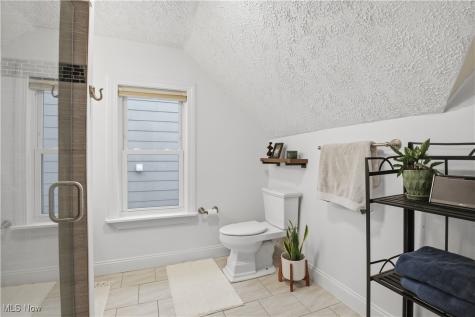 710 University Court Cleveland OH 44113