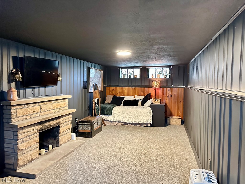 6608 Orchard Grove Avenue Cleveland OH 44144