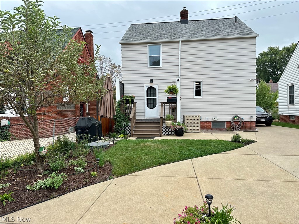 6608 Orchard Grove Avenue Cleveland OH 44144