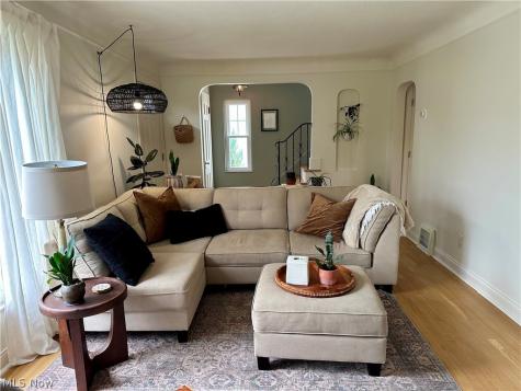 6608 Orchard Grove Avenue Cleveland OH 44144
