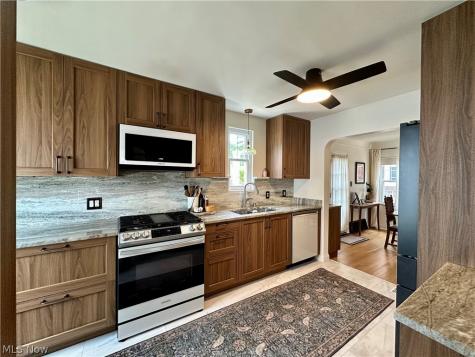 6608 Orchard Grove Avenue Cleveland OH 44144