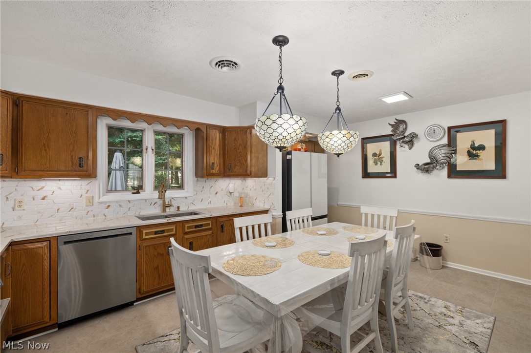 1235 Canteberry Lane Mansfield OH 44906