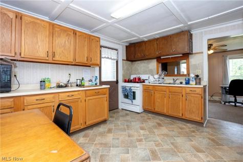 365 E Adams Street Millersburg OH 44654