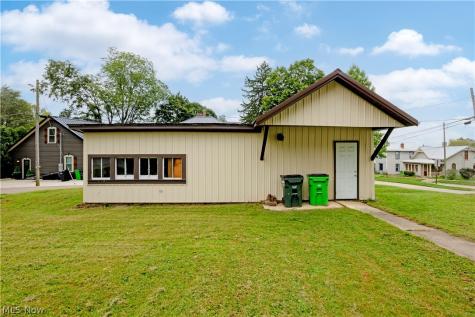 365 E Adams Street Millersburg OH 44654