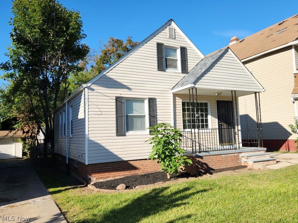 8509 Jeffries Avenue Cleveland OH 44105