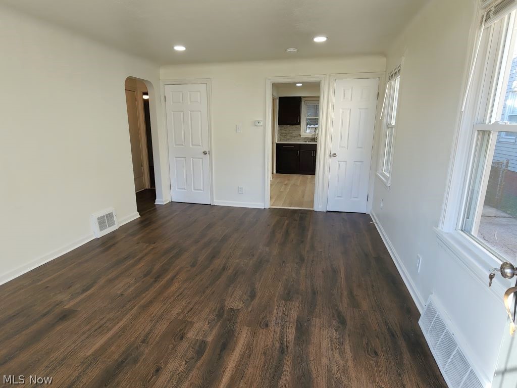 8509 Jeffries Avenue Cleveland OH 44105