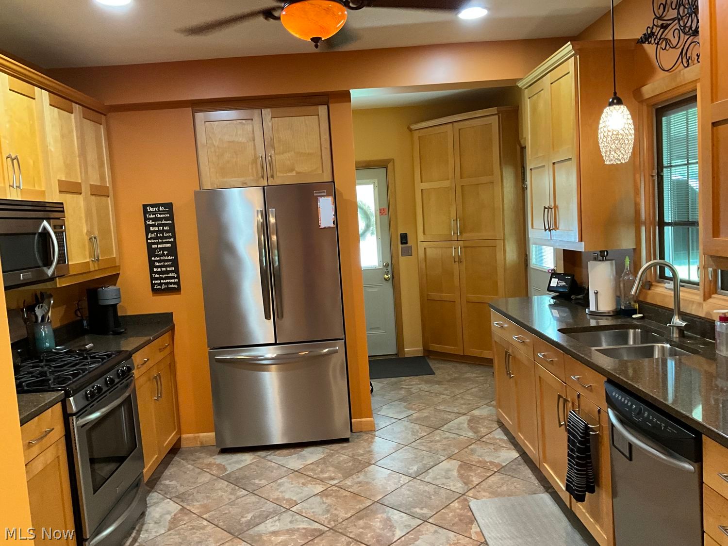 1062 Irvington Avenue NE Massillon OH 44646