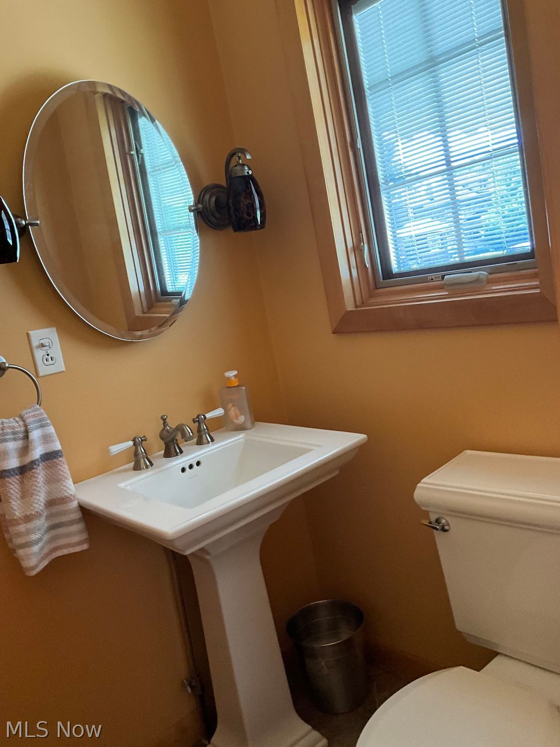 1062 Irvington Avenue NE Massillon OH 44646