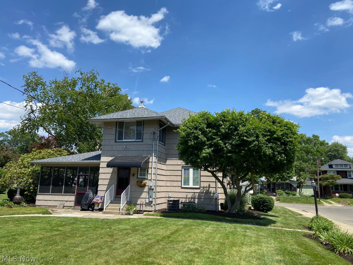 1062 Irvington Avenue NE Massillon OH 44646