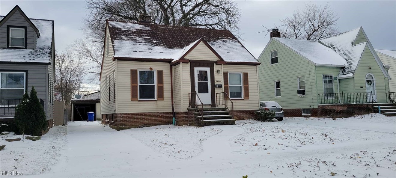 13829 Courtland Avenue Cleveland OH 44111