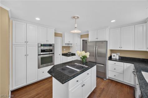 7671 Salem Drive Hudson OH 44236