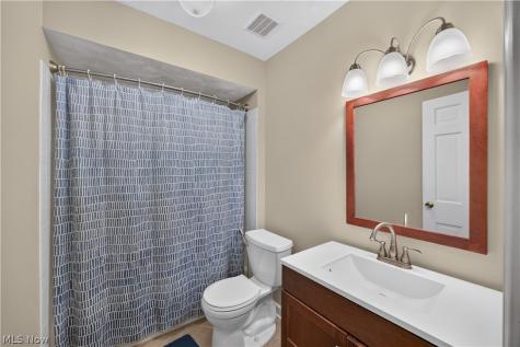 7671 Salem Drive Hudson OH 44236