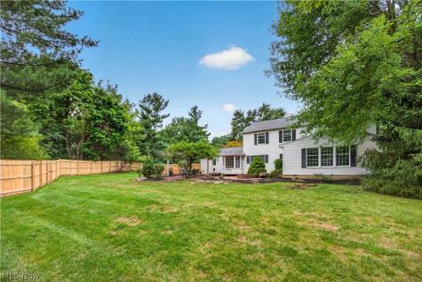 7671 Salem Drive Hudson OH 44236