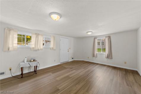 1744 Westwood Drive Twinsburg OH 44087