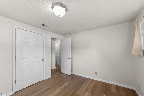 1744 Westwood Drive Twinsburg OH 44087