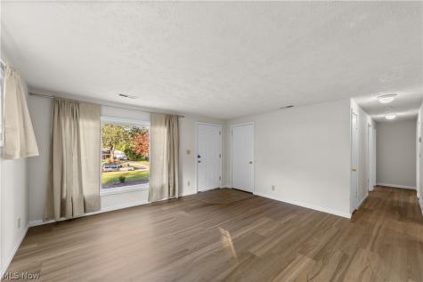 1744 Westwood Drive Twinsburg OH 44087