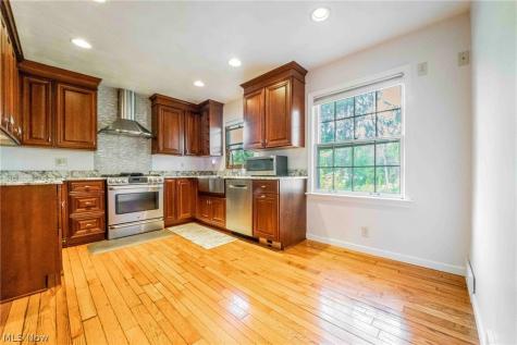19701 Fairmount Boulevard Shaker Heights OH 44118