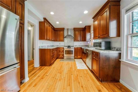 19701 Fairmount Boulevard Shaker Heights OH 44118