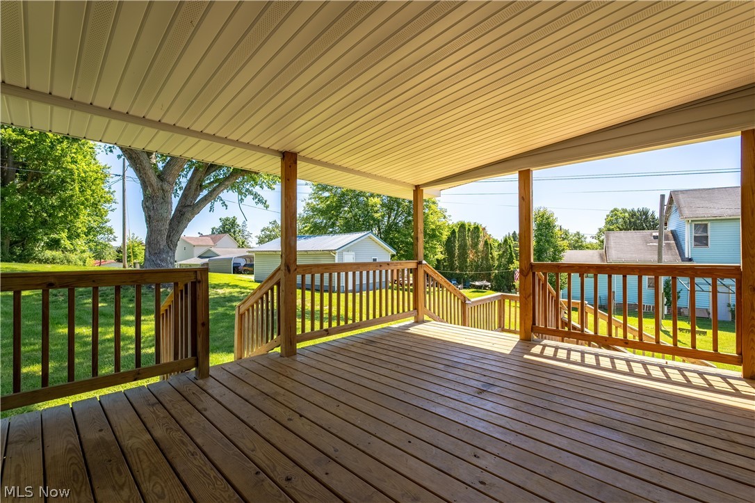 286 5th Street NW Carrollton OH 44615