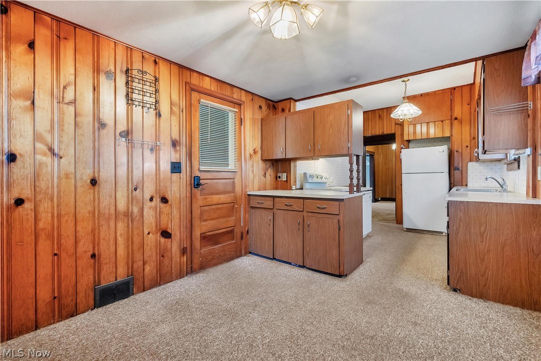 286 5th Street NW Carrollton OH 44615