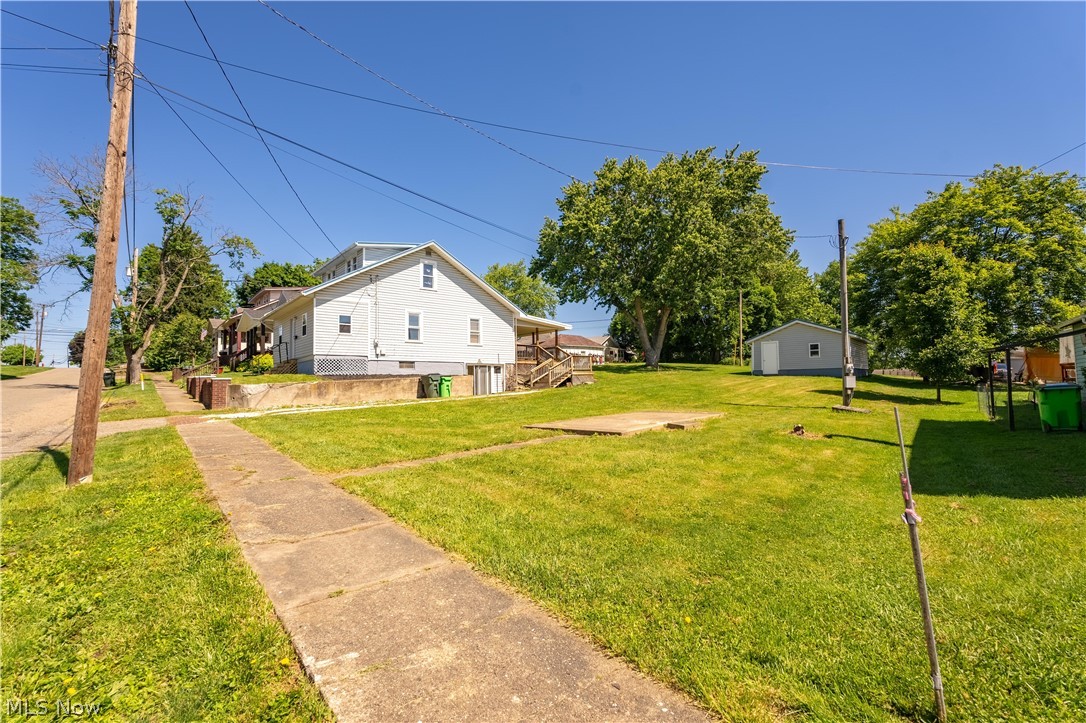 286 5th Street NW Carrollton OH 44615