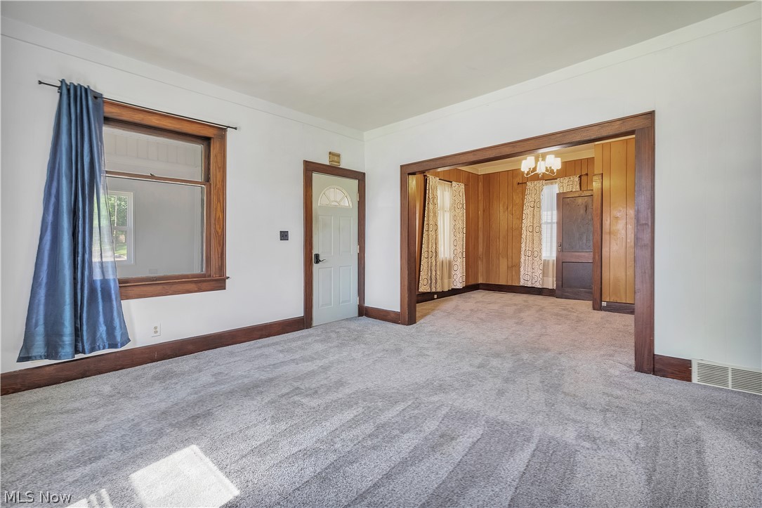 286 5th Street NW Carrollton OH 44615