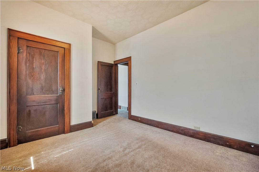 286 5th Street NW Carrollton OH 44615