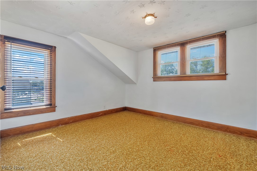 286 5th Street NW Carrollton OH 44615