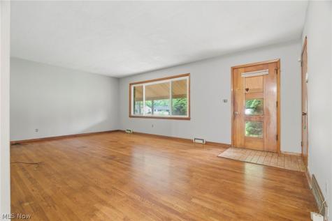 1627 Yolanda Drive Youngstown OH 44511
