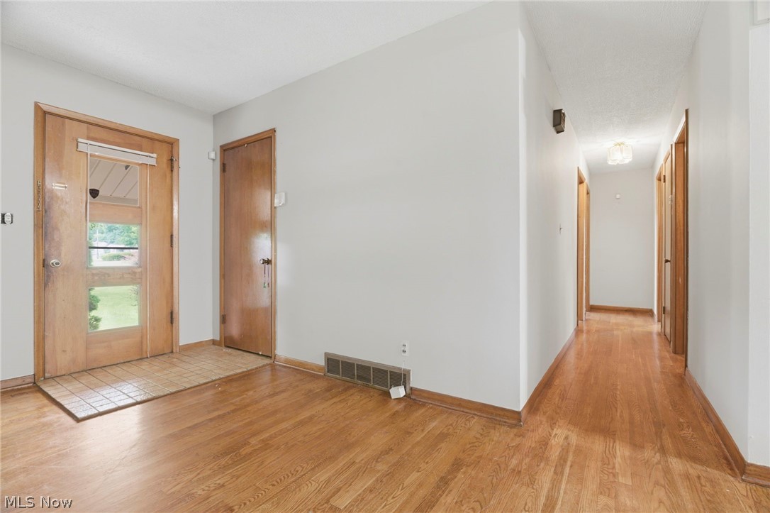 1627 Yolanda Drive Youngstown OH 44511