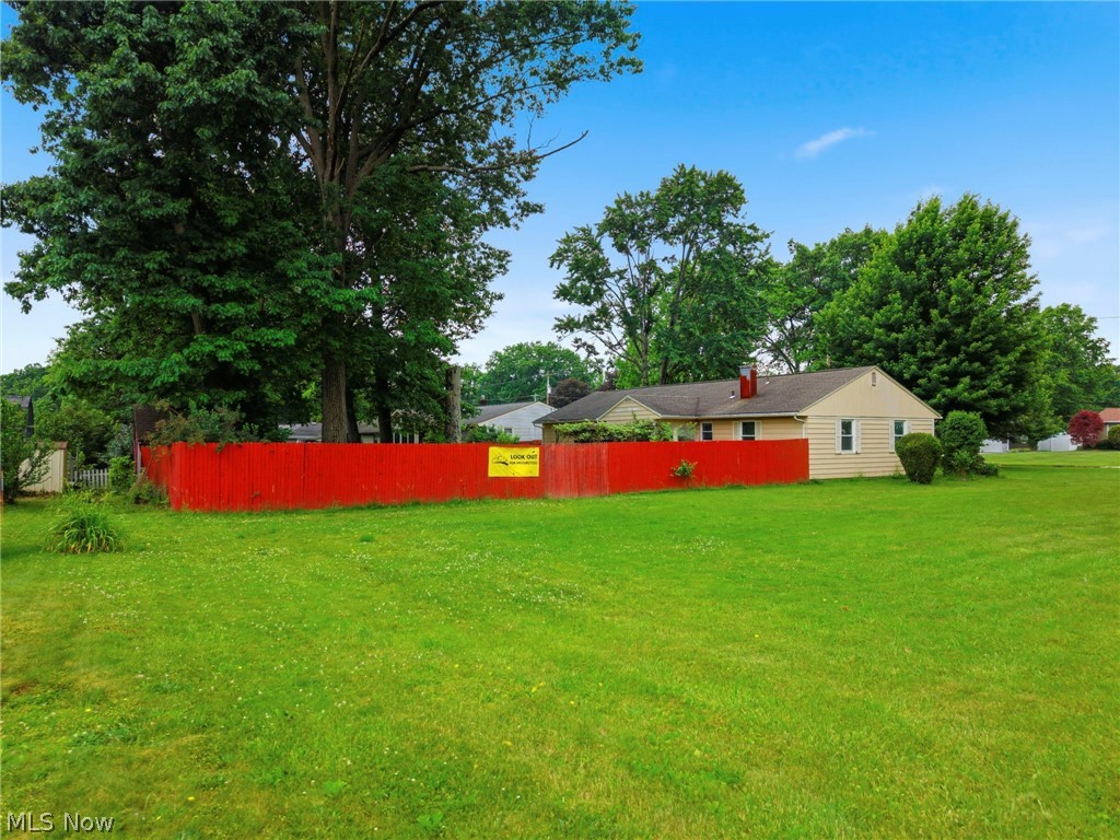 1627 Yolanda Drive Youngstown OH 44511