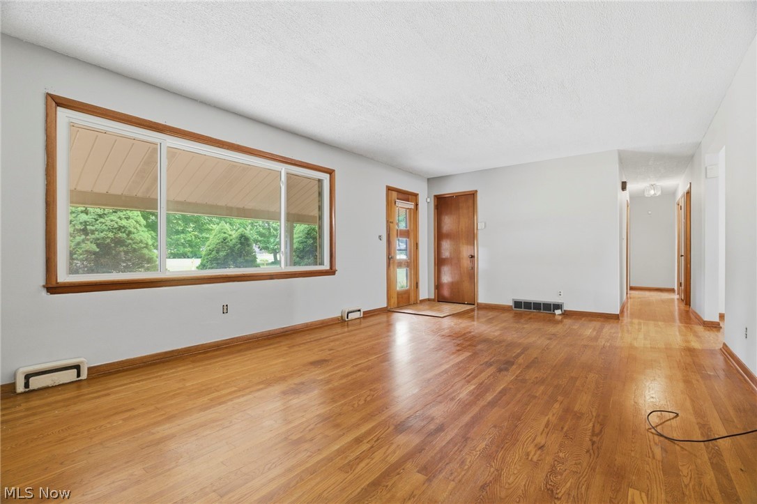 1627 Yolanda Drive Youngstown OH 44511