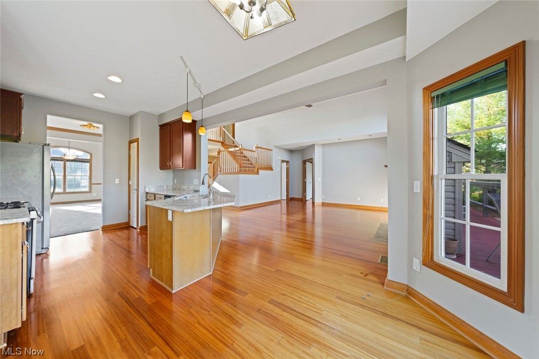 4221 Queens Gate Avon OH 44011