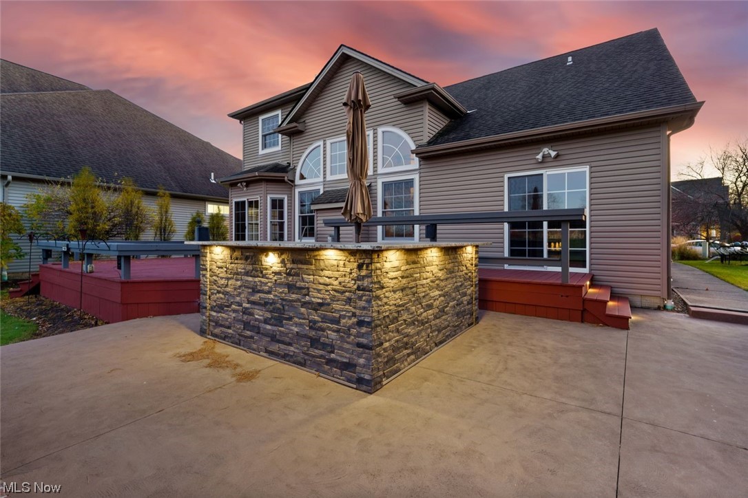 4221 Queens Gate Avon OH 44011