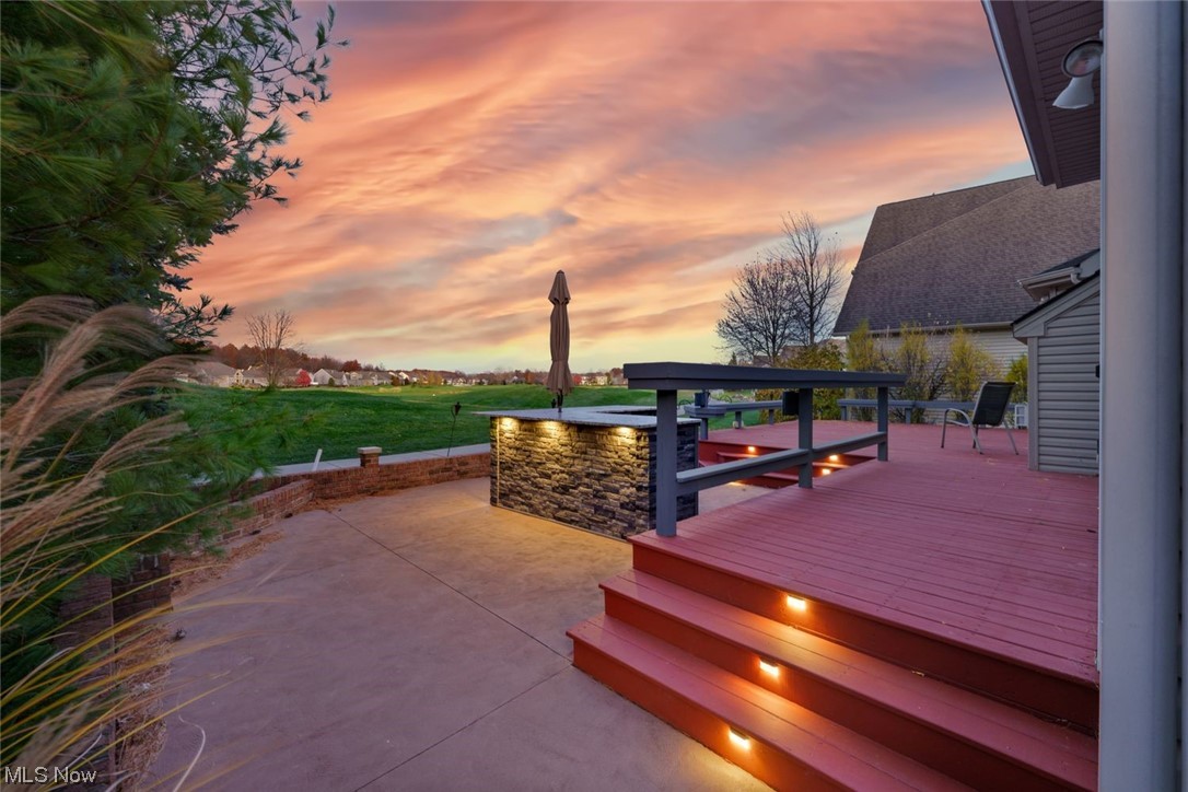 4221 Queens Gate Avon OH 44011