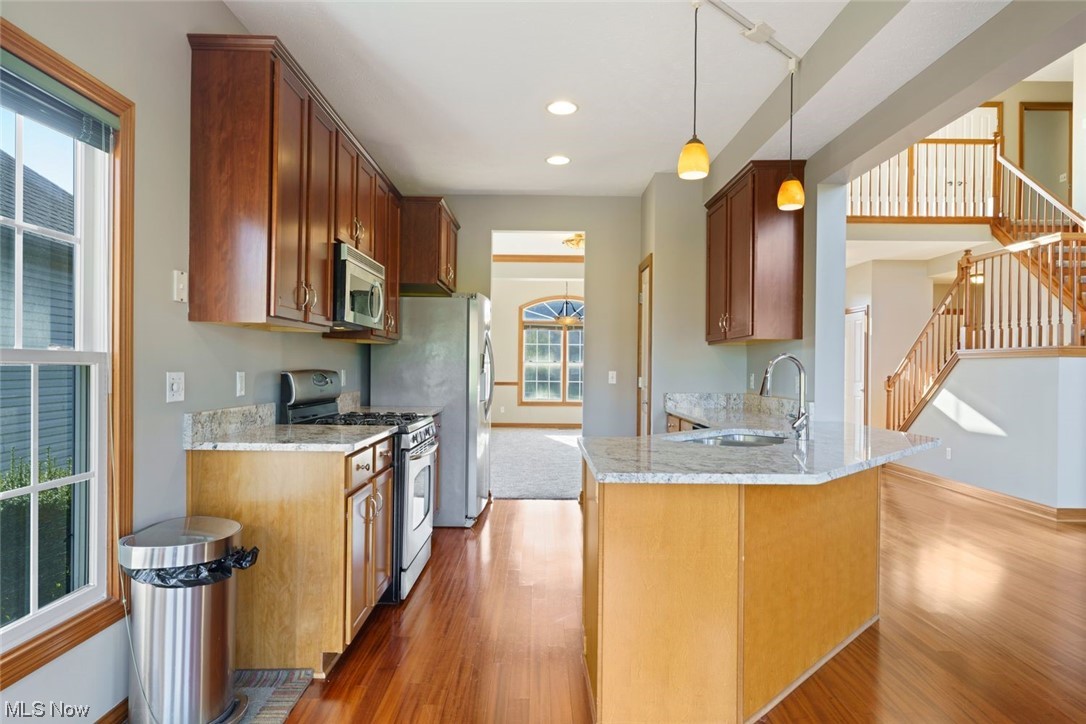 4221 Queens Gate Avon OH 44011