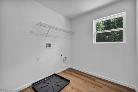 16801 Raymond Maple Heights OH 44137